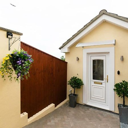 Ferienwohnung Sea Breeze Poole Exterior foto